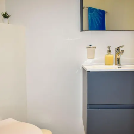 Appartamento Residenza Monte Bre - Apt-204 Haus2 By Interhome